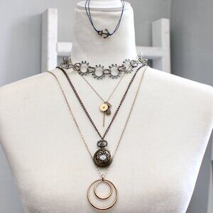 Lot of Women's Jewelry Necklaces Bracelet Bundle of Five (5)